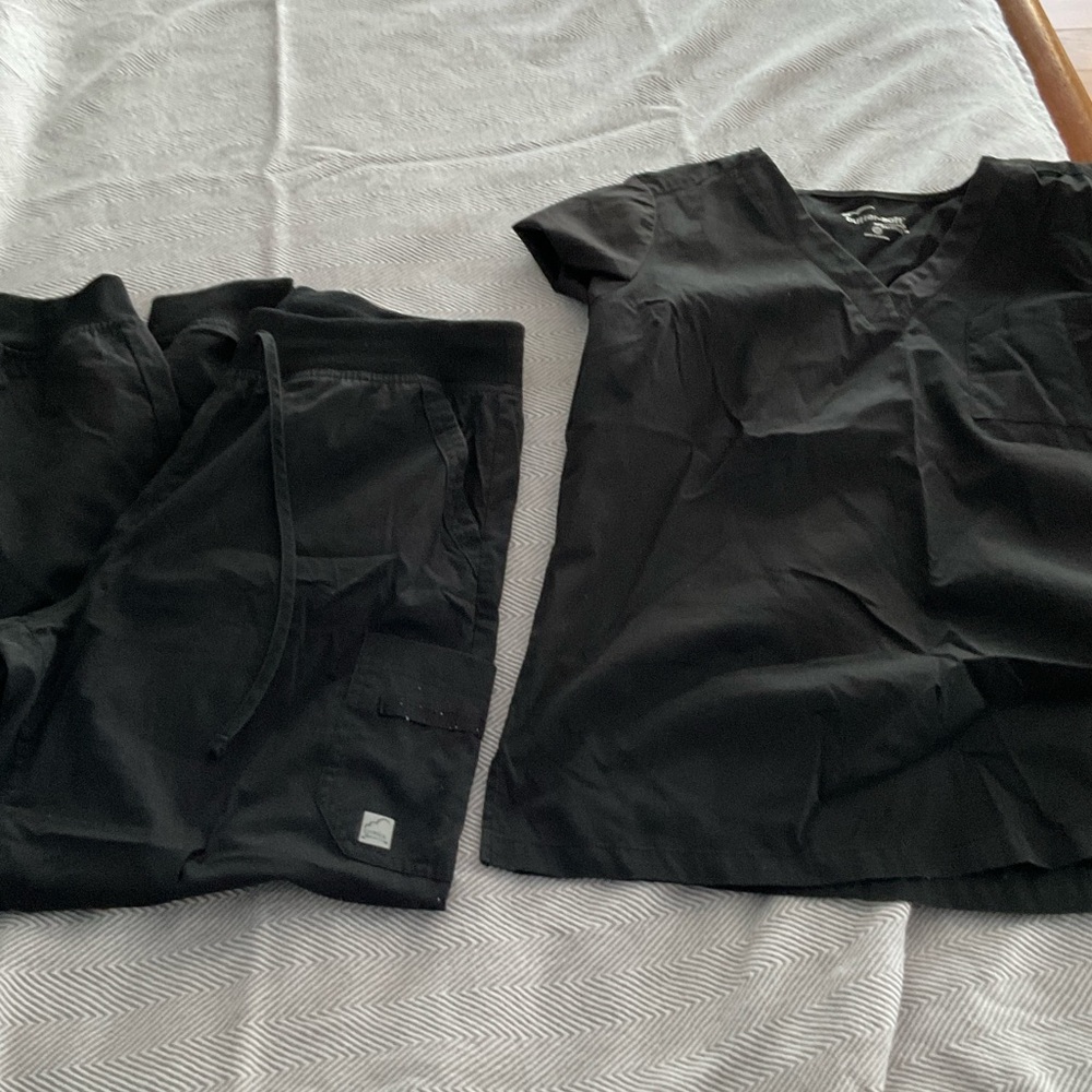 Scrub Butter-Soft Stretch Black scrub set, top and bottom pant Black Med